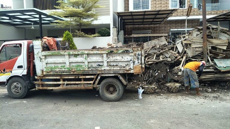 jasa-buang-puing-sidoarjo