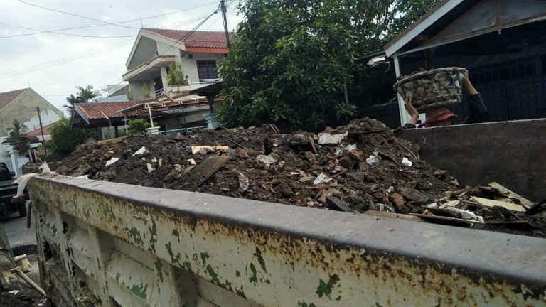 jasa-buang-puing-tercepat-surabaya