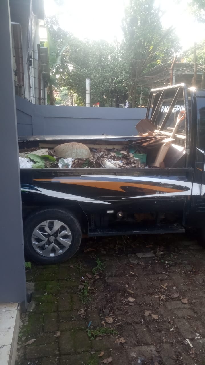 buang-puing-jakarta-depok