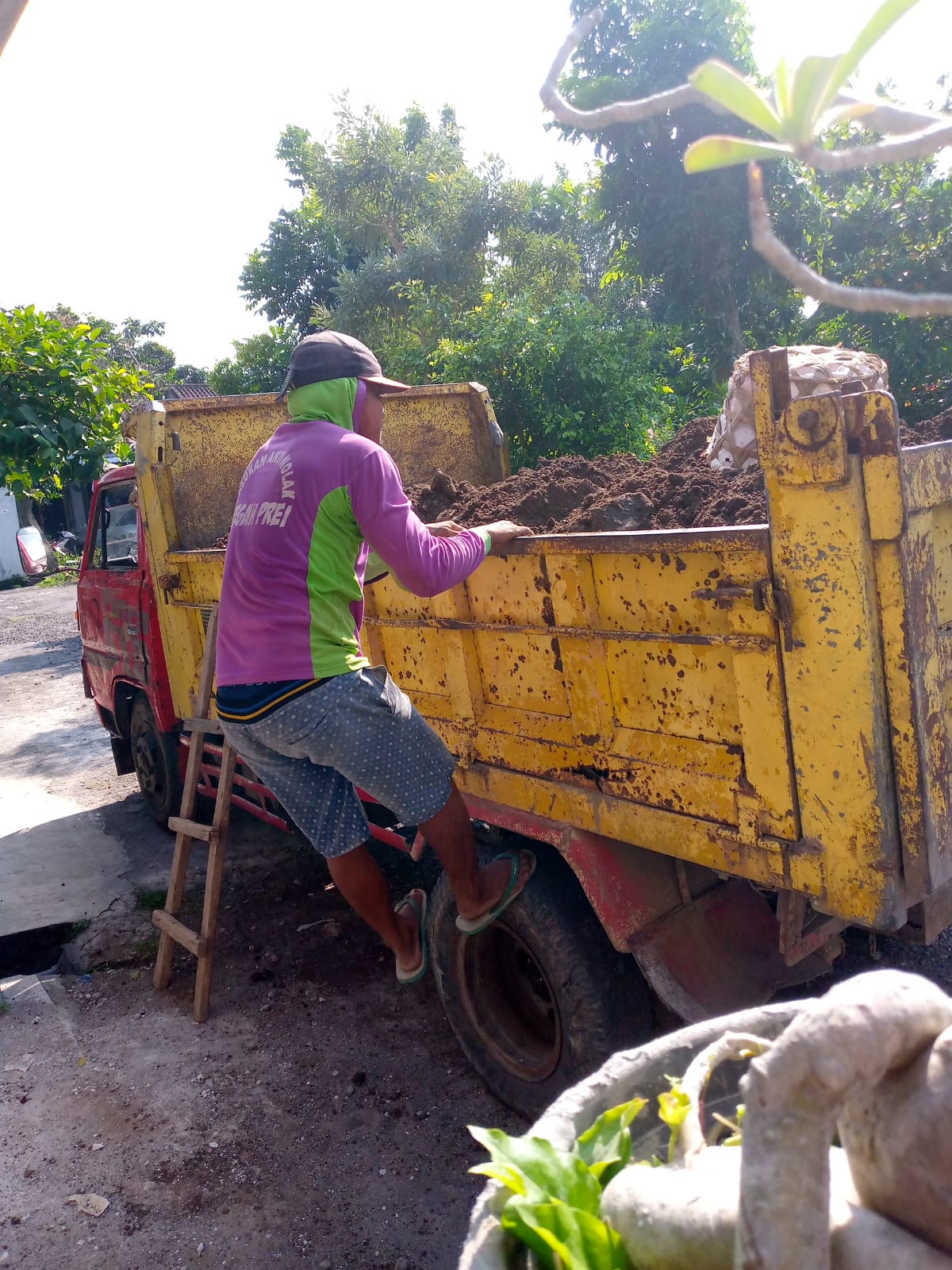 jasa-angkut-puing-solo