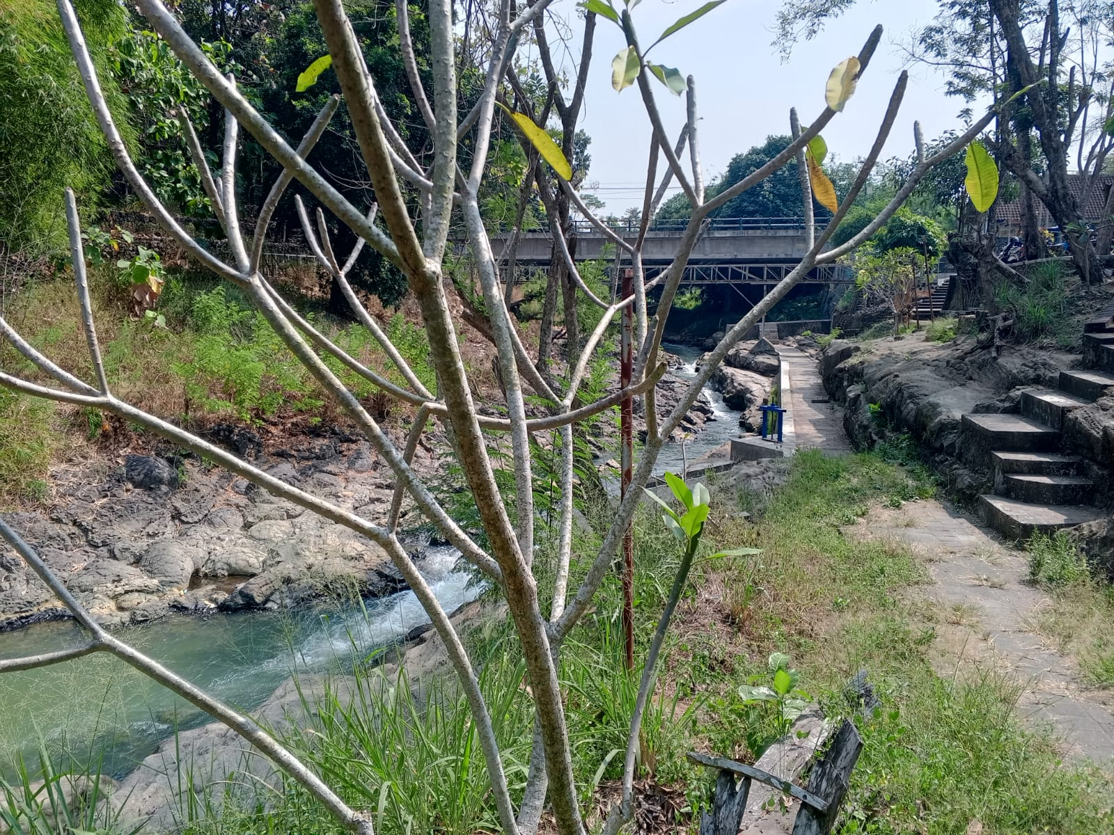 Wisata Lava Bantal Berbah: Formasi batuan unik untuk liburan asik di Jogja