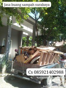 Tukang buang sampah surabaya